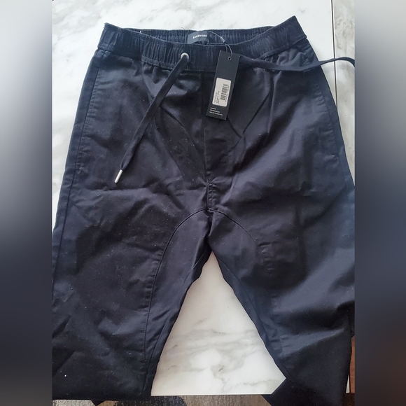 Men's pants - Picture 2 of 3